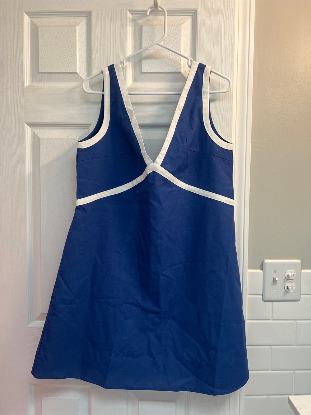 Commence Contrast Trim Linen-blend Mini Dress - Picture 3 of 8